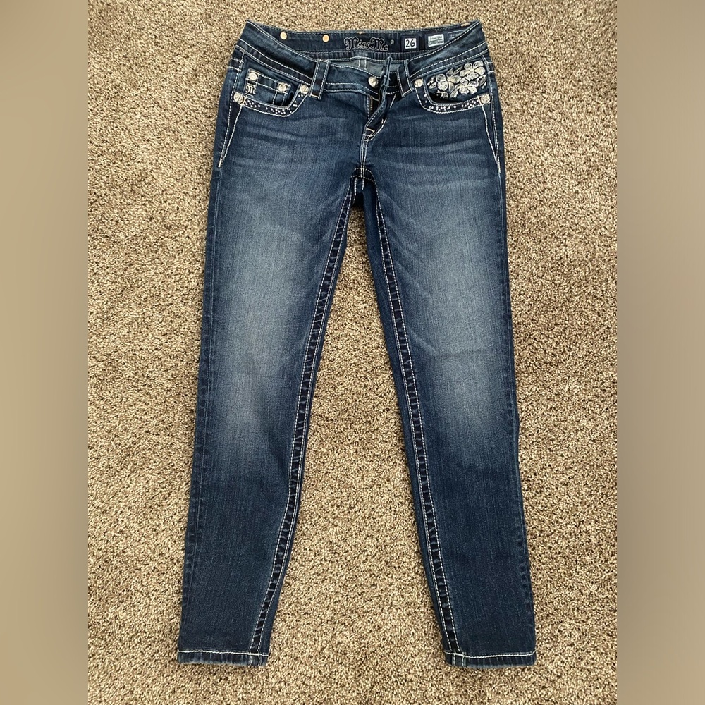 Miss me blue jeans size 26 woman’s